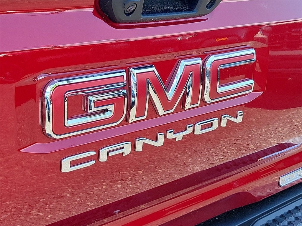 2024 GMC Canyon Elevation